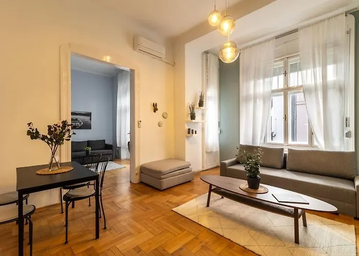 Ermosa Apartment